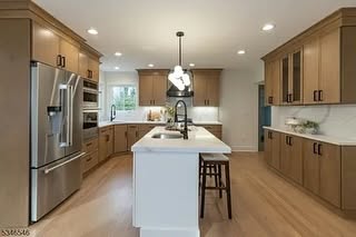 Warm Wood &amp; White Island Kitchen Cabinetry - Luna Shaker Door Style